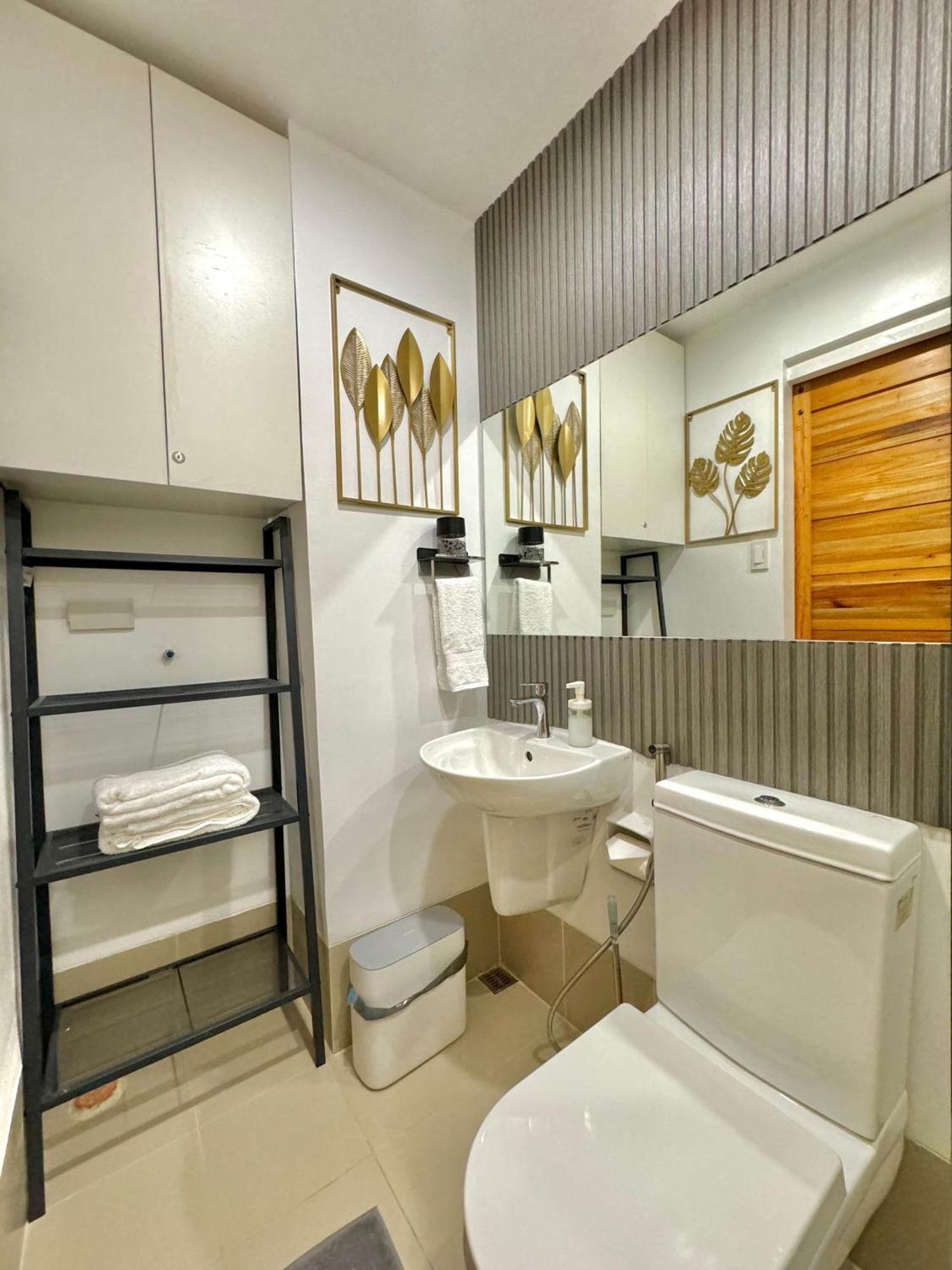Fullerton Suites Puting Kahoy Zewnętrze zdjęcie