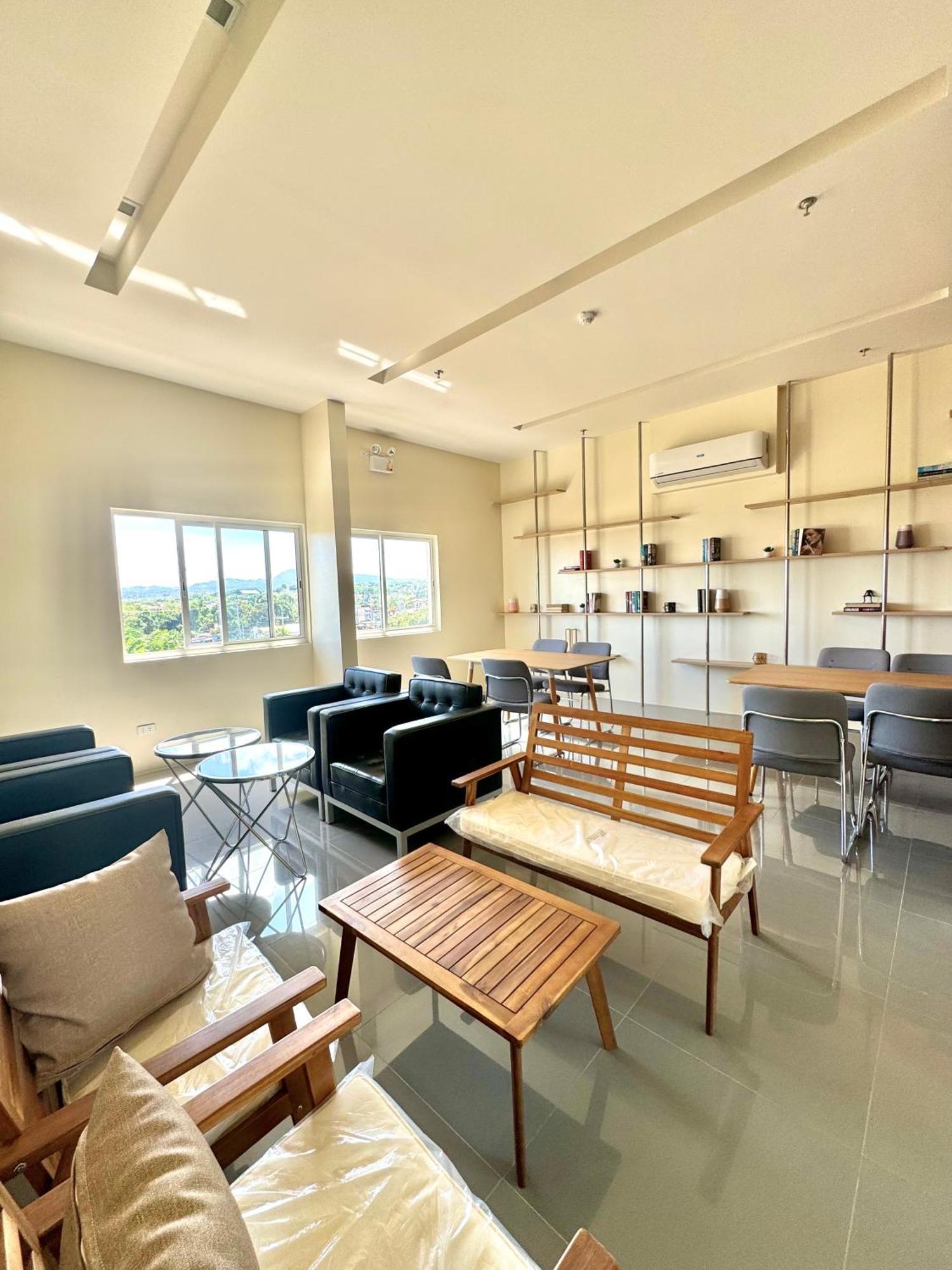 Fullerton Suites Puting Kahoy Zewnętrze zdjęcie