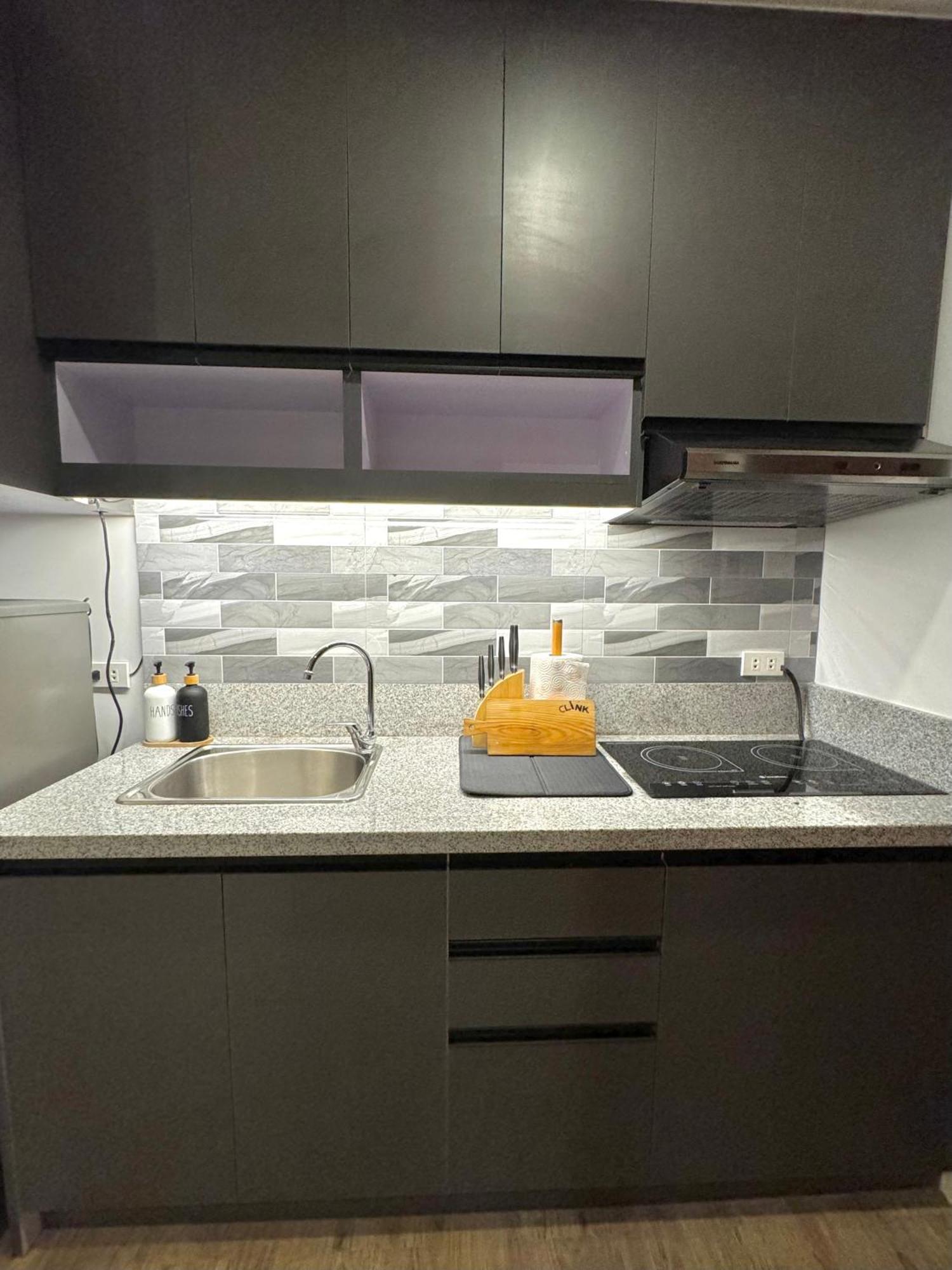 Fullerton Suites Puting Kahoy Zewnętrze zdjęcie