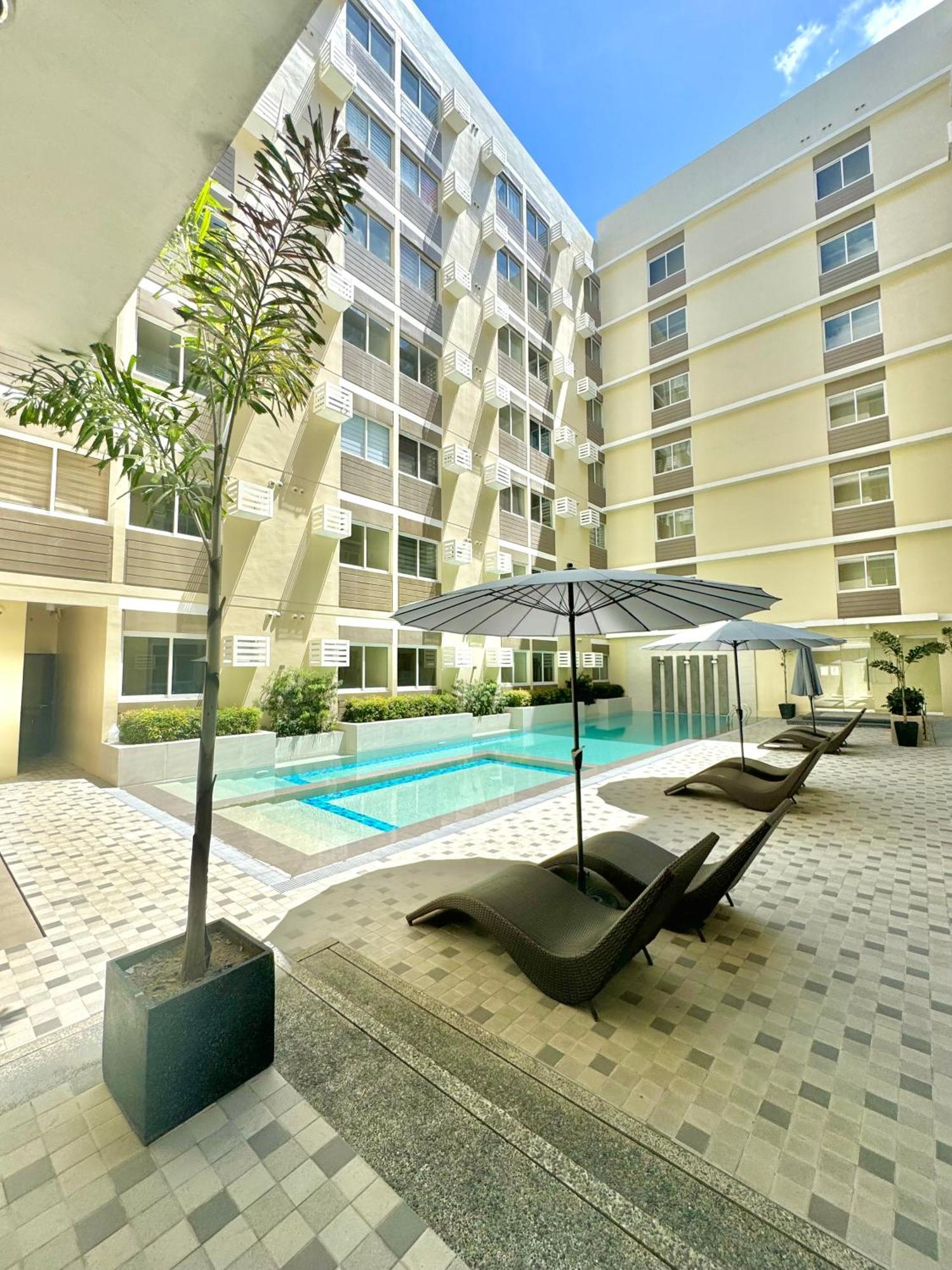 Fullerton Suites Puting Kahoy Zewnętrze zdjęcie